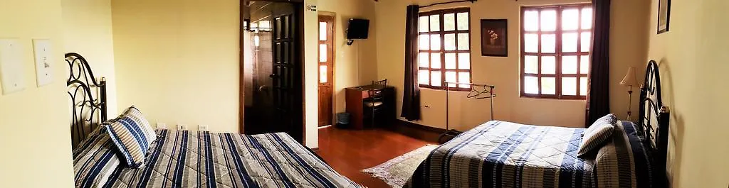 Hosteria San Carlos Tababela Hotel