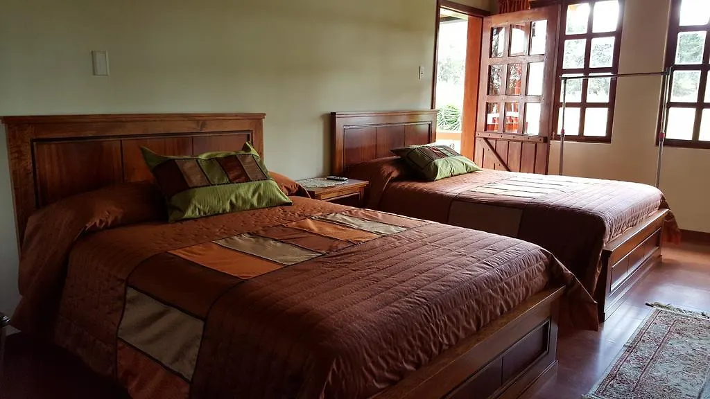 Hosteria San Carlos Tababela Hotel 4*,