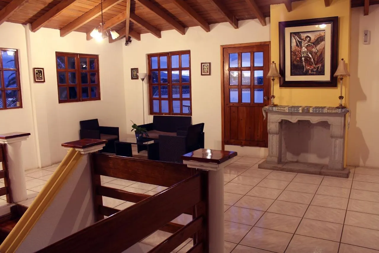 Hosteria San Carlos Tababela Hotel Inn