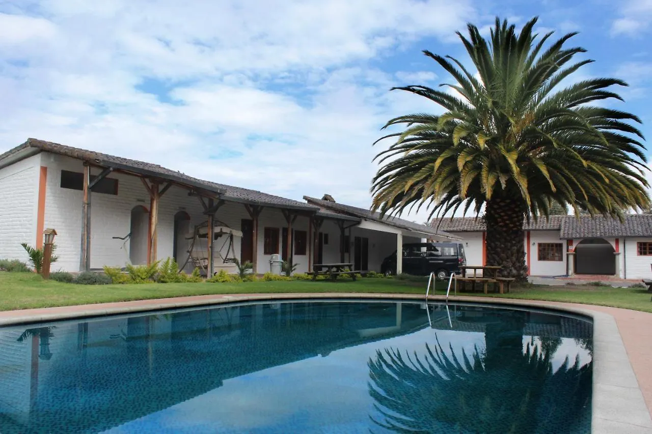 Hosteria San Carlos Tababela 4*,