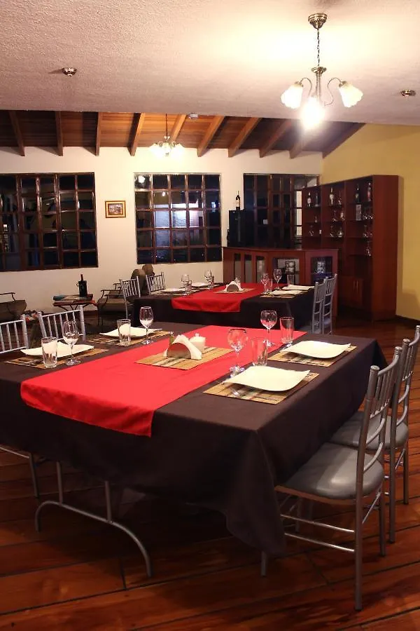 Hosteria San Carlos Tababela Hotel Inn