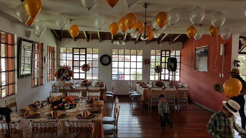 Hosteria San Carlos Tababela