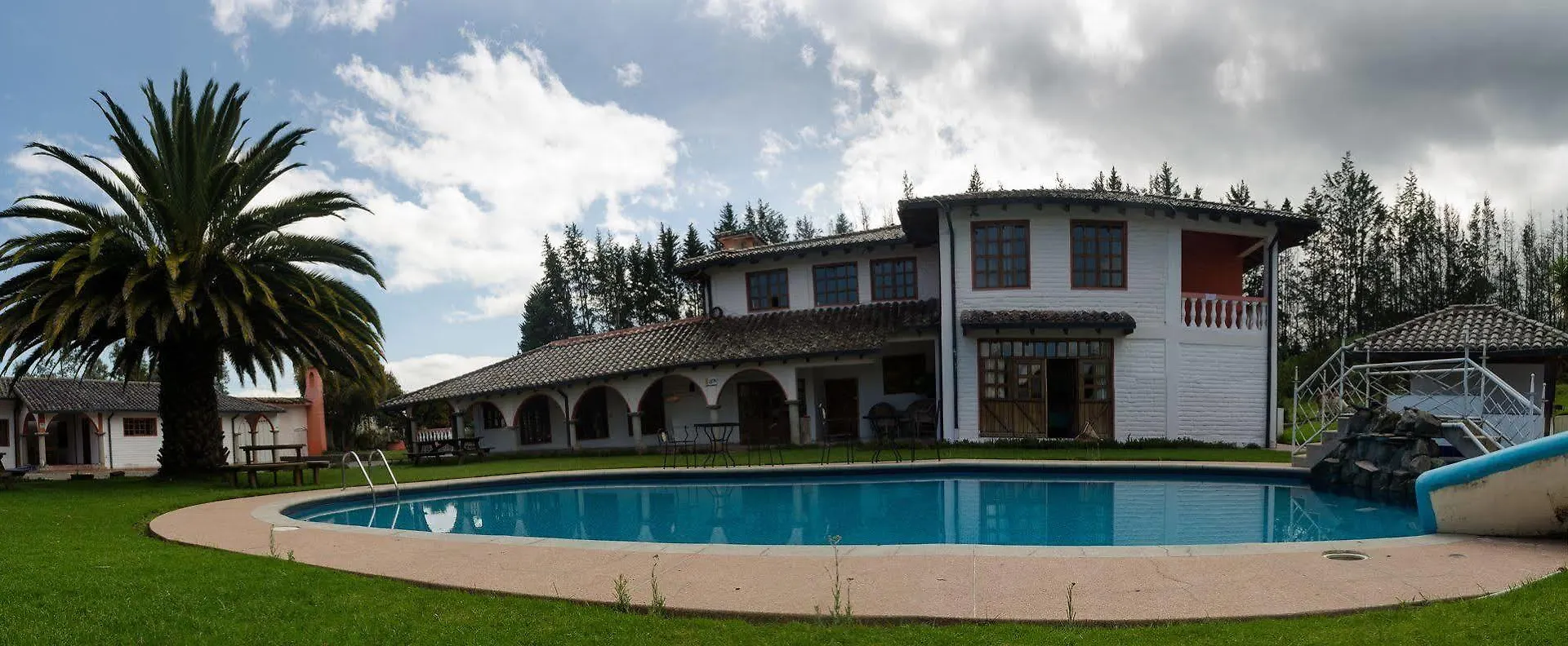 Hosteria San Carlos Tababela