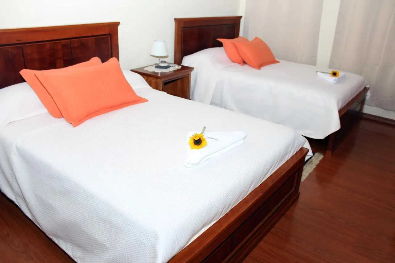 Herberg Hosteria San Carlos Tababela