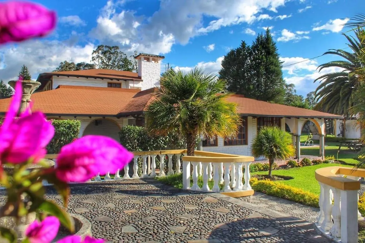 Hosteria San Carlos Tababela Herberg